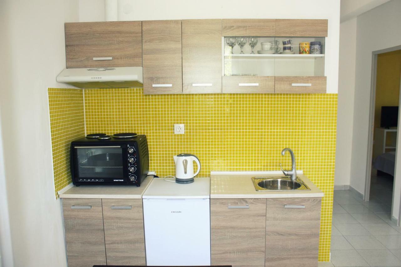 نيوي إيبيفاتاي Nei Epivates Rental Rooms 50M From The Beach المظهر الخارجي الصورة
