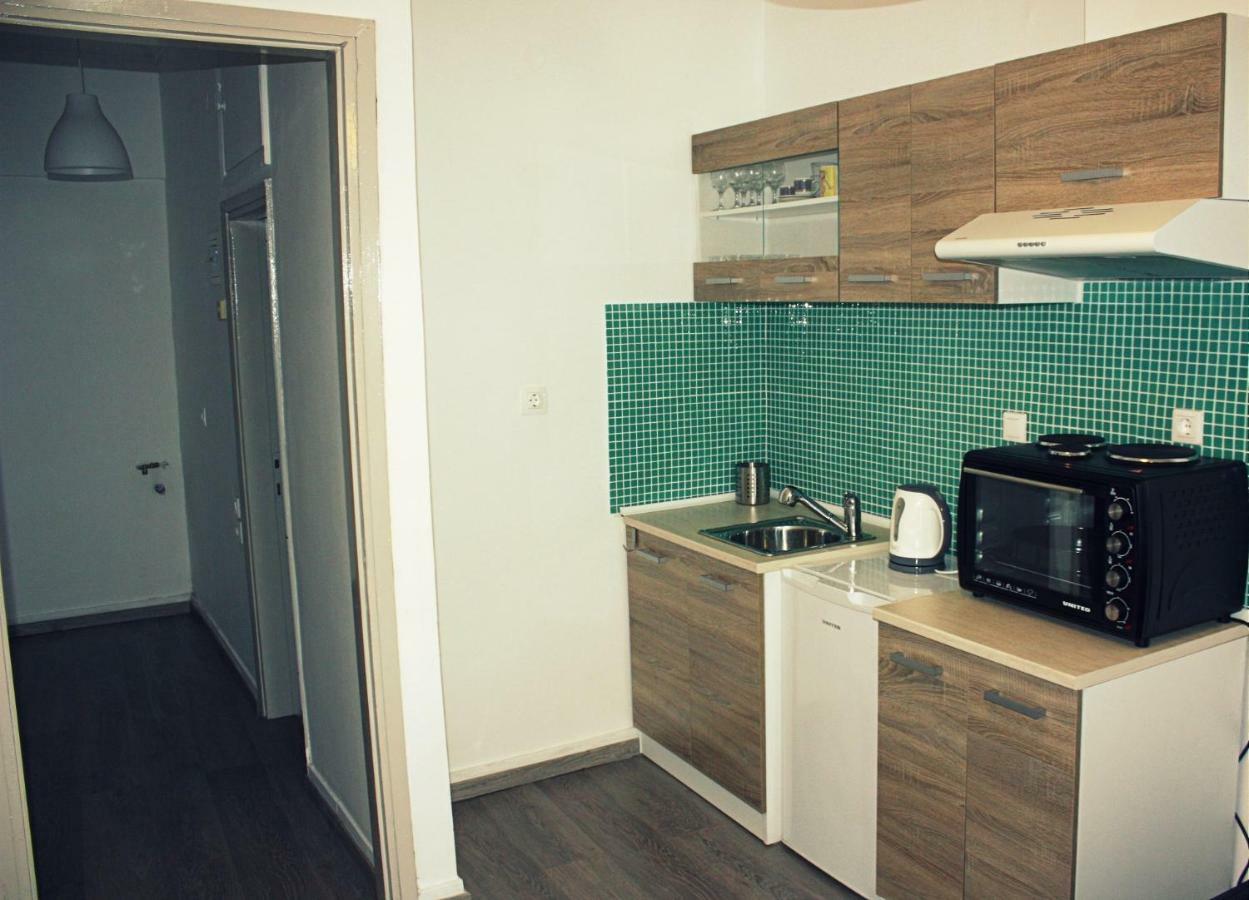 نيوي إيبيفاتاي Nei Epivates Rental Rooms 50M From The Beach المظهر الخارجي الصورة